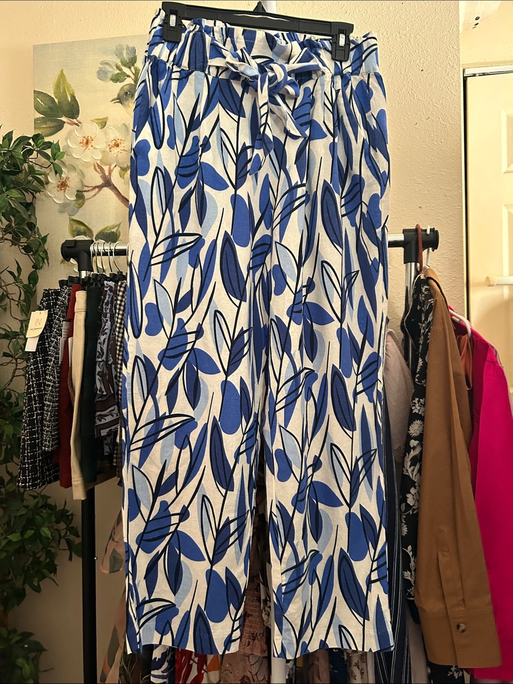 Wide Leg Paperbag Pants in Blue Leaf Print